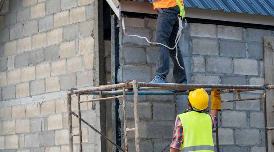 Professional gutter cleaning in Malta, ID